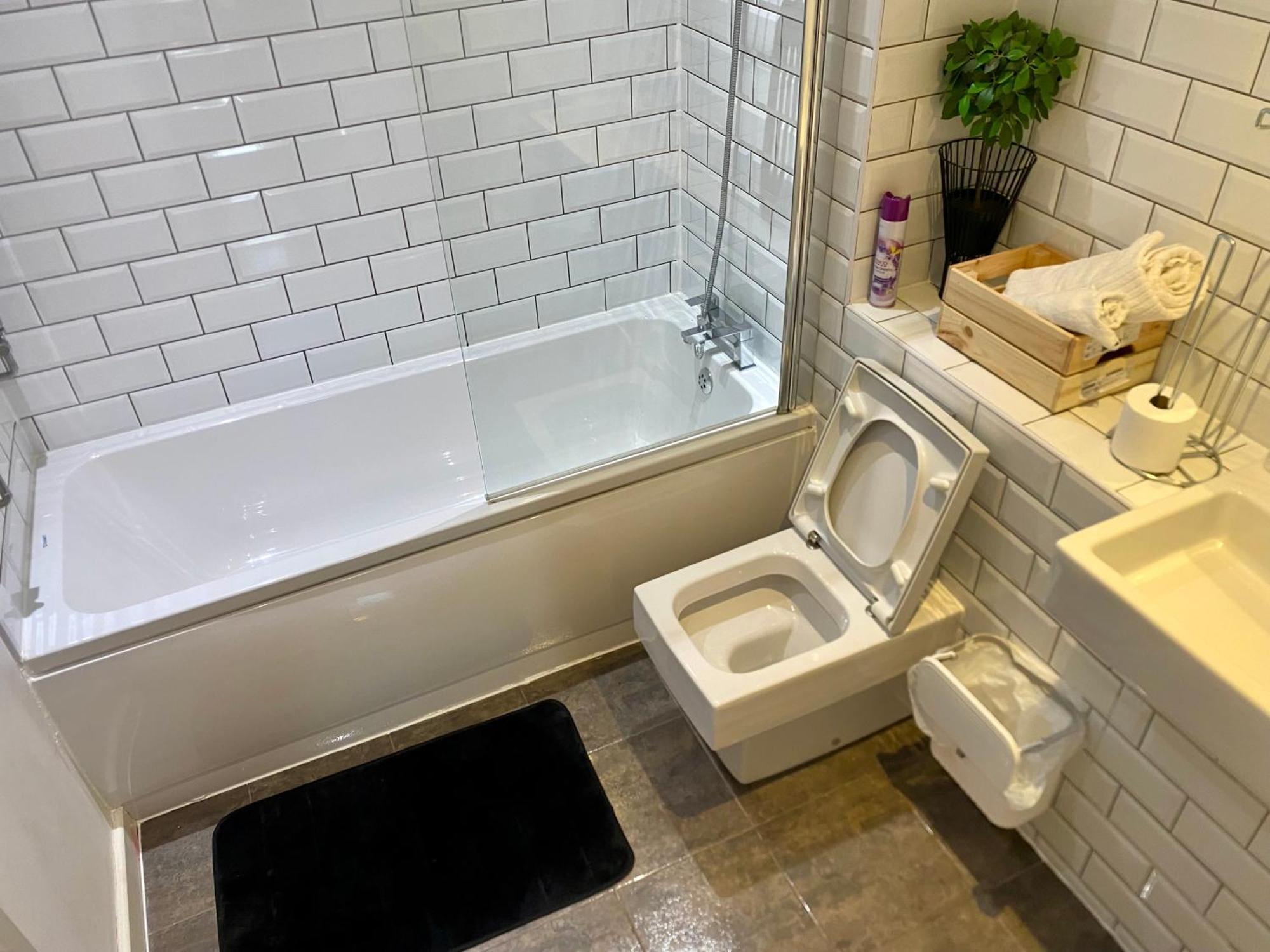 Luxury Urban Tranquility At B1 Apartment Birmingham Ngoại thất bức ảnh