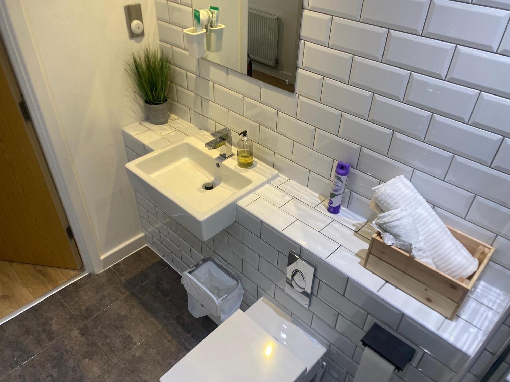 Luxury Urban Tranquility At B1 Apartment Birmingham Ngoại thất bức ảnh